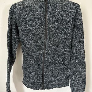Lululemon scuba full zip size 6